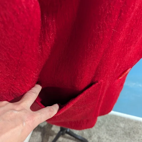 Vintage Red Women's Coat with Large Buttons, late 60s-70s. - Picture 4 of 15